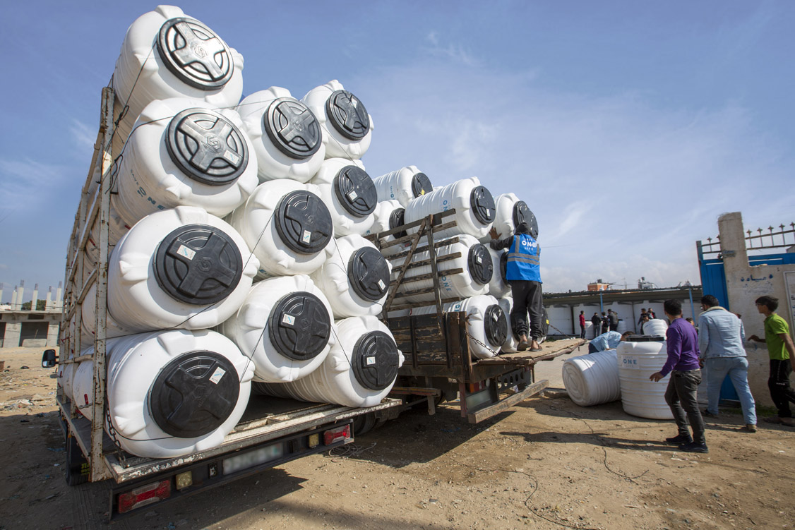 مشروع سقيا الماء للأسر الفقيرة في قطاع غزة
